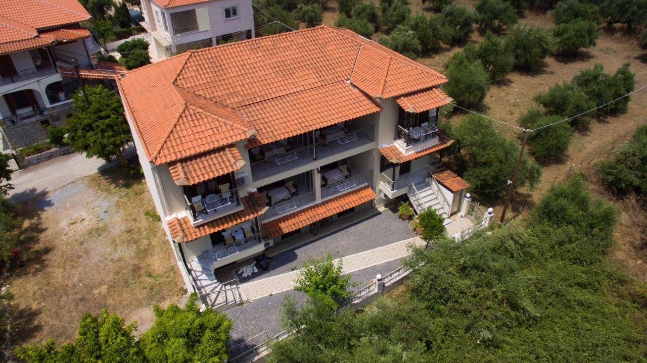 Theano Apartments สตูปา ภายนอก รูปภาพ